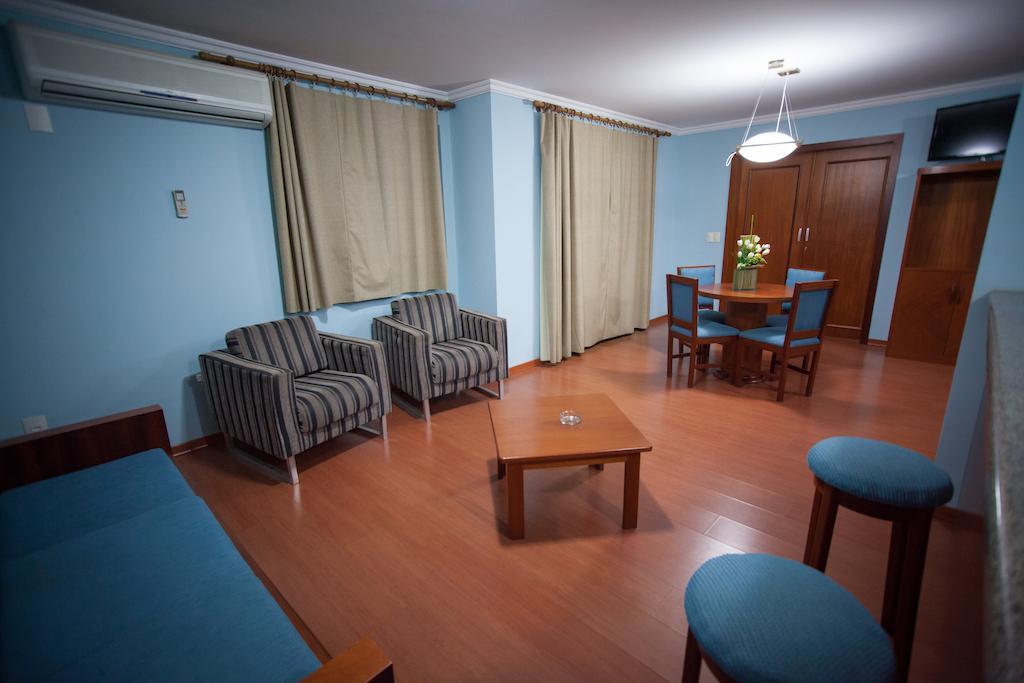 Hotel Saint Louis Luis Eduardo Magalhaes Oda fotoğraf